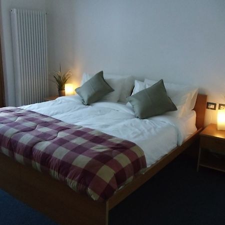 Pragelato Ski Jumping Hotel ปราเจลาโต ภายนอก รูปภาพ