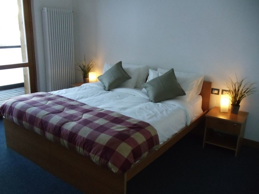 Pragelato Ski Jumping Hotel ปราเจลาโต ภายนอก รูปภาพ