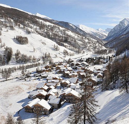 Pragelato Ski Jumping Hotel ปราเจลาโต ภายนอก รูปภาพ